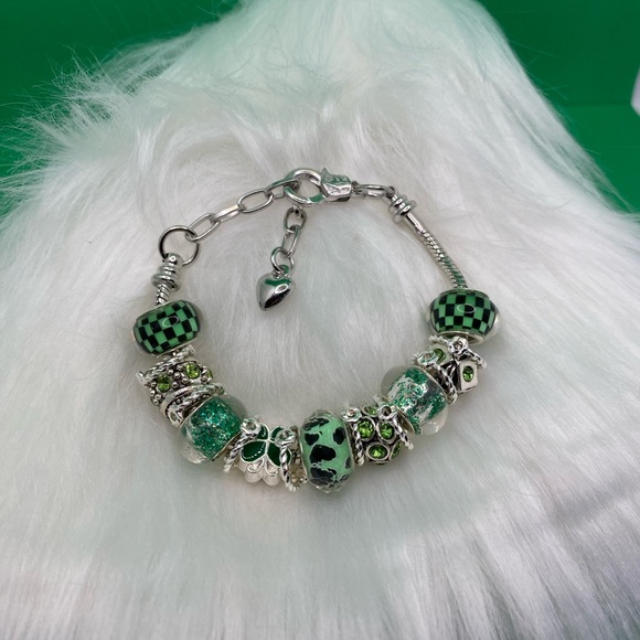 Deluxe charm bracelets, silver plated, snake chain with heart-shaped clasp. - Picture 11 of 13